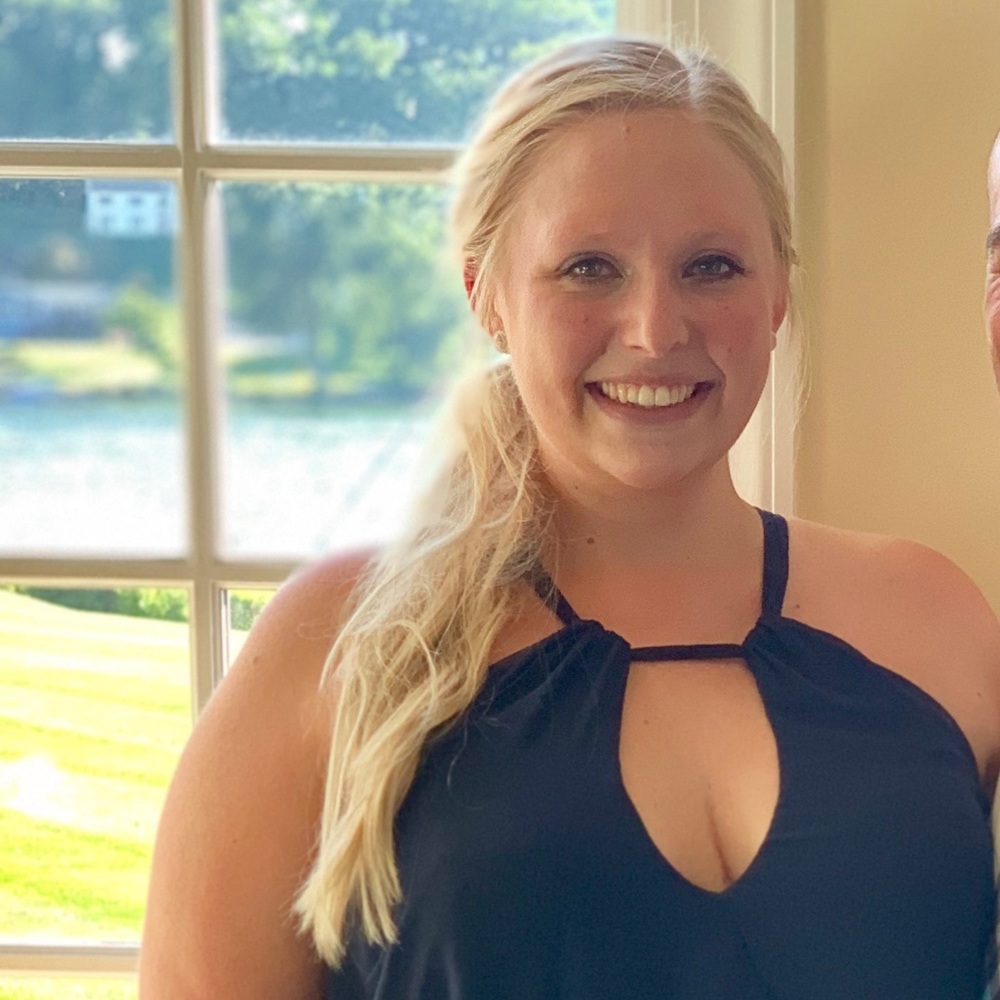 Meet your Posher, Emily